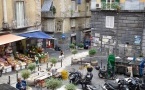 : Riqualificazione di una piazza nei Quartieri Spagnoli a Napoli -   Un bando per ripensare uno spazio inserito in una rete urbanistica d'importanza mondiale ma segnato dal degrado e dalla confusione 