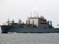 Trasporti: L'olio d'alga per alimentare le navi cargo - Il test della marina militare americana: ridurrebbe drasticamente l'inquinamento dell'aria