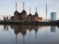 News: La Battersea Power Station di Londra verso la riqualificazione - Caratterizza il paesaggio londinese dal 1933. Oggi un progetto da 8 miliardi di sterline porra' fine a venticinque anni di speculazioni e abbandono