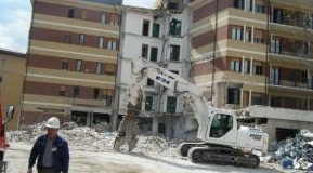 L'Aquila: 'La scossa non era imprevedibile'...