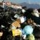 La crisi 'taglia' i rifiuti urbani