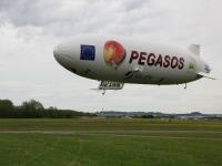 La ricerca in Italia: Il dirigibile Zeppelin fa tappa in Italia - Sta sorvolando la Pianura Padana raccogliendo dati sull'inquinamento atmosferico, come parte del progetto di ricerca Pegasos 